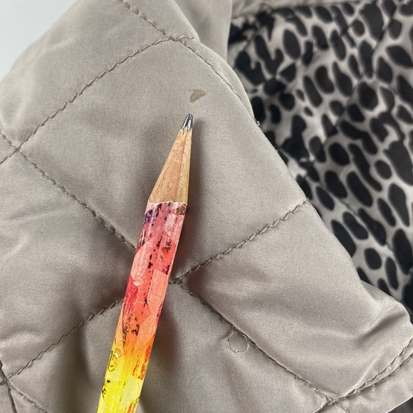 Gray brown reversible quilted animal hoodless button up jacket coat sz medium - Picture 9 of 11